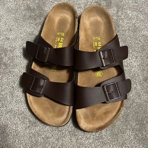 NEVER WORN Mocha Arizona Birkenstock without box.